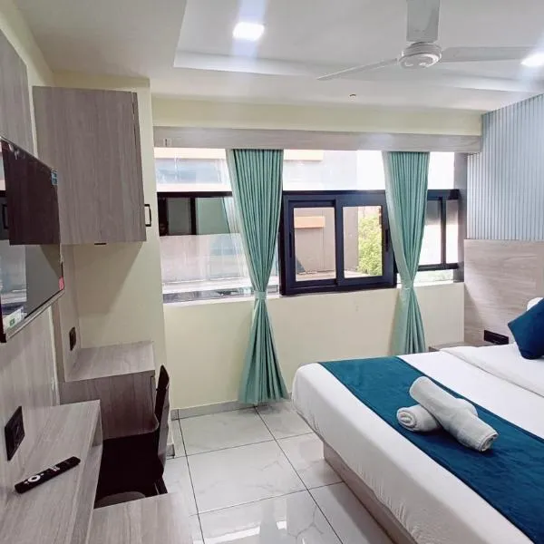 Hotel Sun PLaza, hotel in Ahmedabad