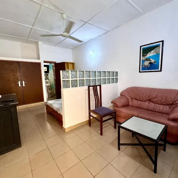 Résidence Agbevivi, hotel in Aného