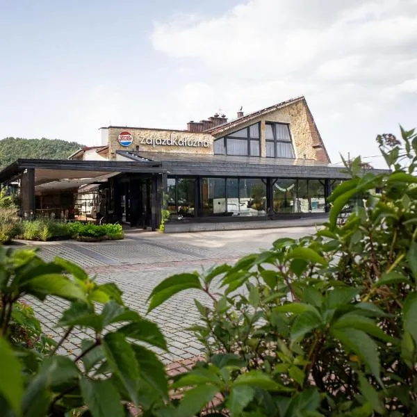 Zajazd Kałużna, hotel in Łącko