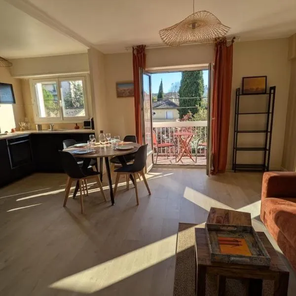 Le Sacré-Cœur- Cosy T3 Balcon & Parking-400m métro, hotel in Toulouse