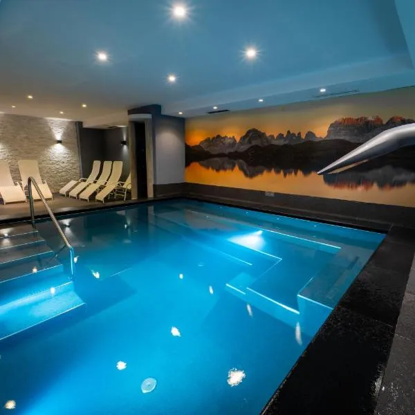 Hotel Ariston ***S,位于摩德纳迪-坎皮格里奥的酒店