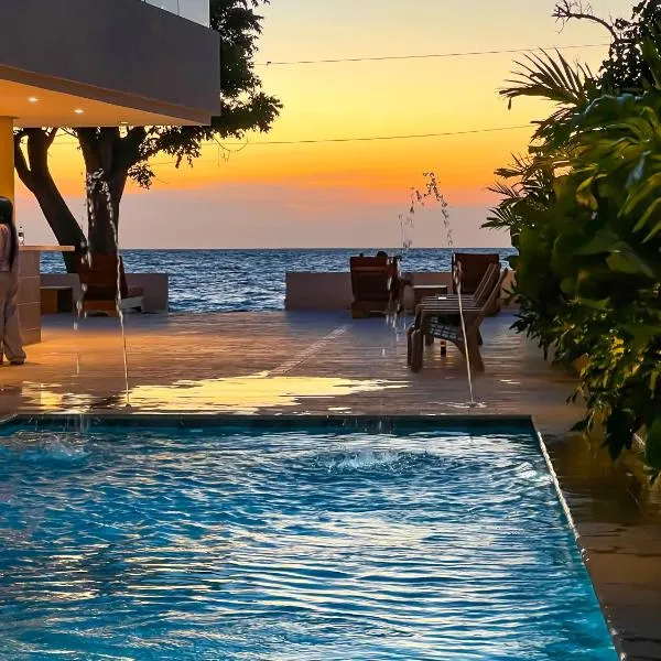 Stanza Del Mar，位于科韦尼亚斯的酒店