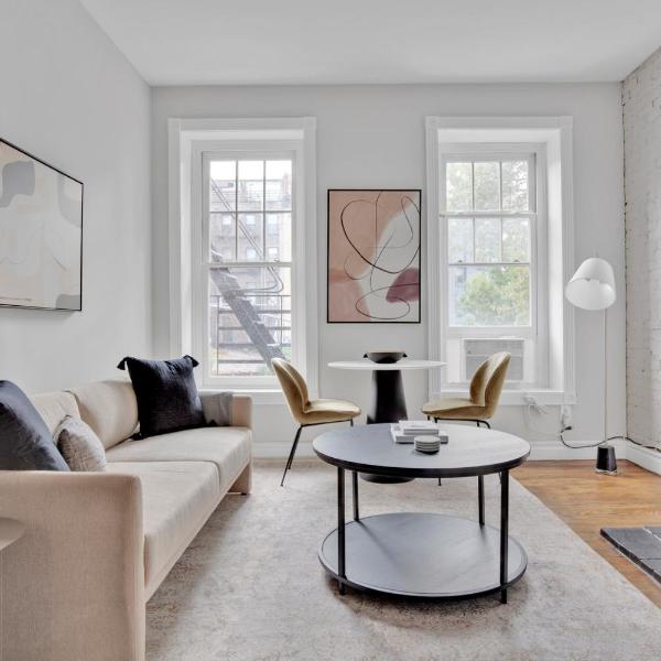 Beautiful W Village 1BR nr 1 train NYC-888, New York
