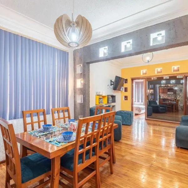 casa de los espejos Av Cuauhtémoc，墨西哥城的飯店