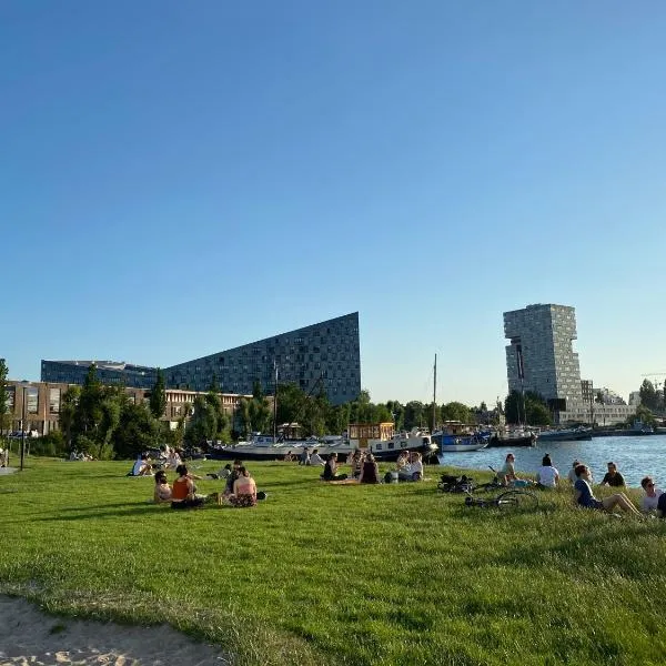 Cosy Studio, with outdoor swimming, hotel en Ámsterdam