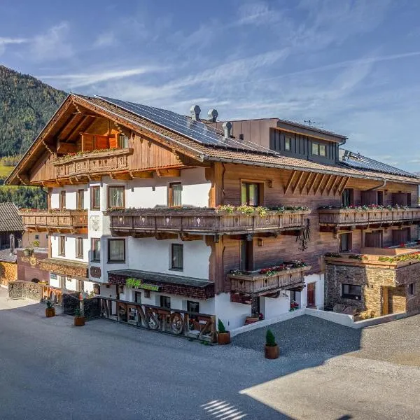 Hotel Alpenstolz, hotel u gradu Miders