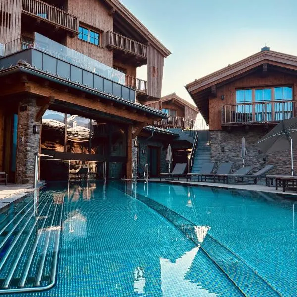 ZAGLGUT HOTEL-CHALETS Wellness & Views with Summer Card Included, hotel in Kaprun
