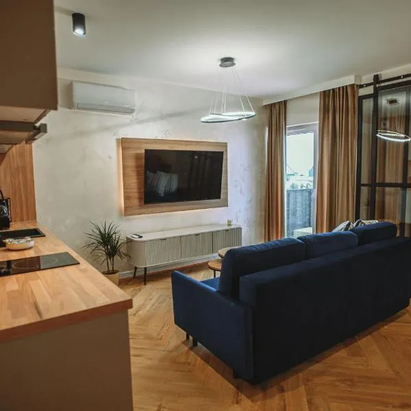 Modern Luxury Apartment & Parking, hotel in Leszno