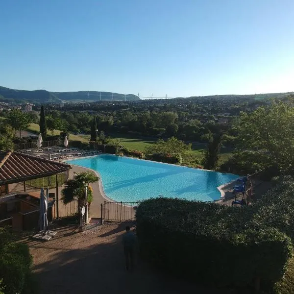 Domaine Saint Estève, hotel em Millau