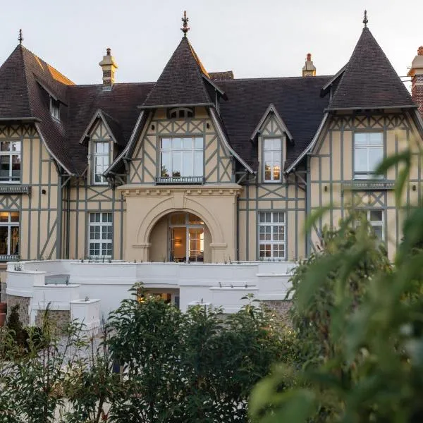 Maison Douce Époque - Deauville, Hotel in Bénerville-sur-Mer
