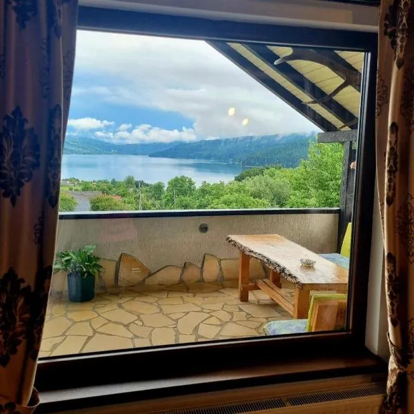 Casa David, hotel Gura Hangului városában