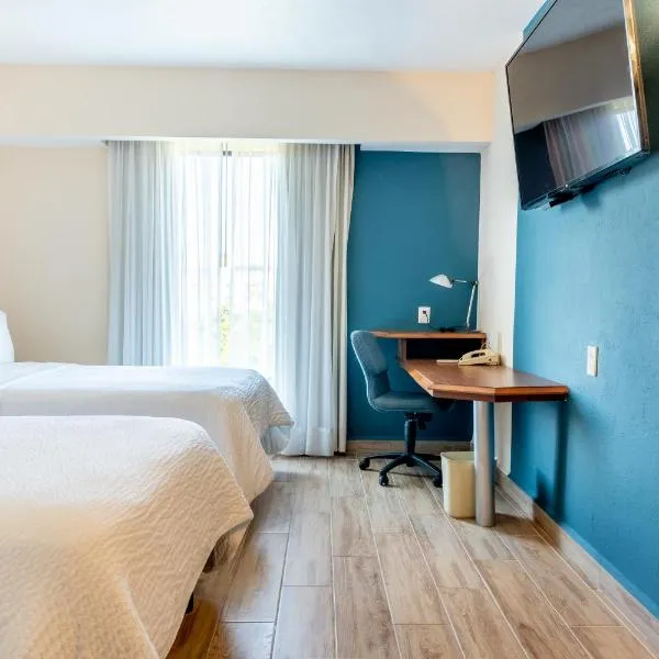 波萨里卡嘉年华酒店，位于伊达尔戈州波萨里卡的酒店