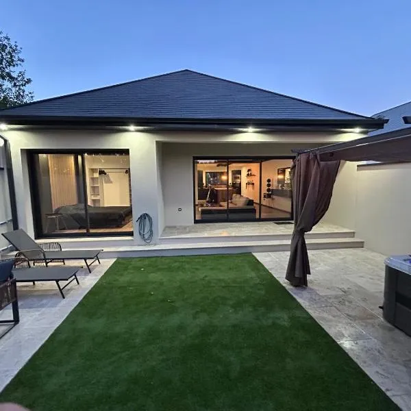 Maison SPA 2025, hôtel à Mont-près-Chambord