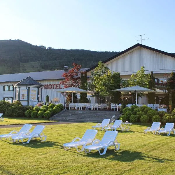 Tyrifjord Hotell, hótel í Vikersund