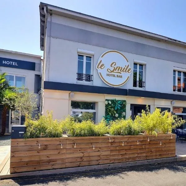 Hôtel Le Smile, hotell i Saint-Vincent-Sterlanges