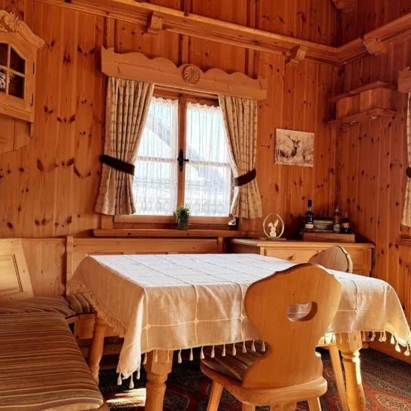 Einzigartiges Alpenstil Chalet mit Panoramablick, hotel v destinaci Hausen-Wied