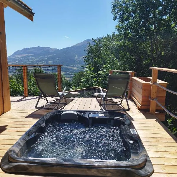 Ma Cabane des Hautes-Alpes, hotel v destinaci Saint-Julien-en-Champsaur