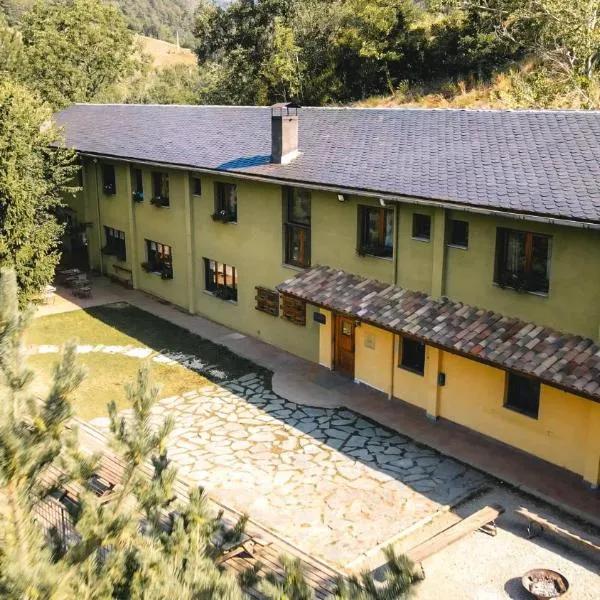 Alberg Can Ribals, ξενοδοχείο σε Lles