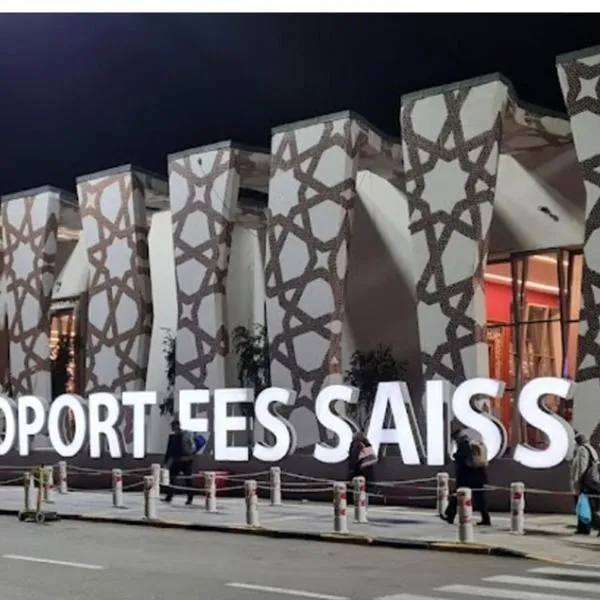 Viesnīca Stay 5 minutos from fes airport pilsētā Oulad Tayeb