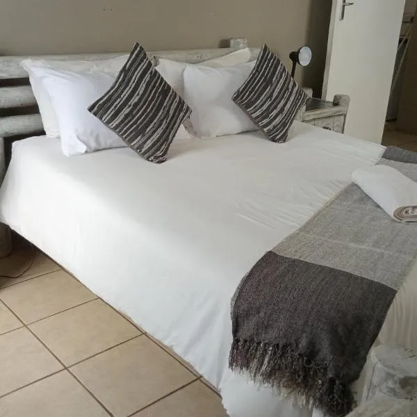 3 on Naude, hotel di Aliwal North