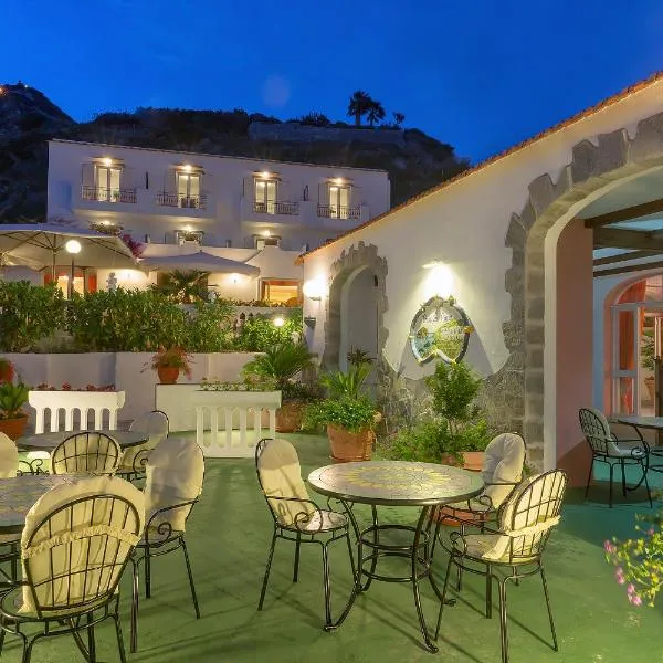 Hotel CASA LA VIGNA, hotel v Ischii