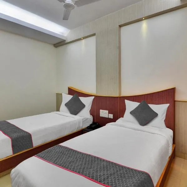 Super Townhouse Coastal Grand Hotels and Resorts, hotel in Coimbatore