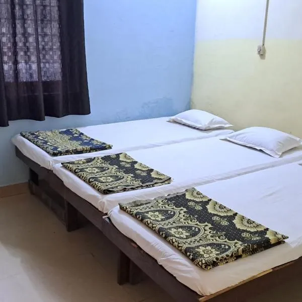 Sangita Lodge, hotel in Ratnagiri