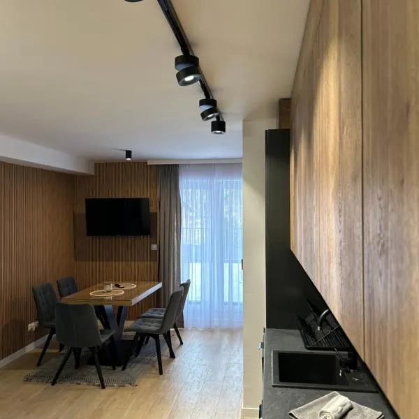 Leśne Wzgórze Apartamenty、コルビエルフのホテル