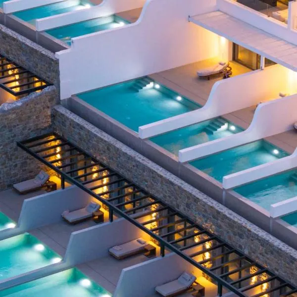 Muse οf Mykonos Luxury Suites, hotel in Mikonos