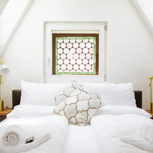 GH Luxury Apartments Graz, Glockenspielplatz, hotel in Graz