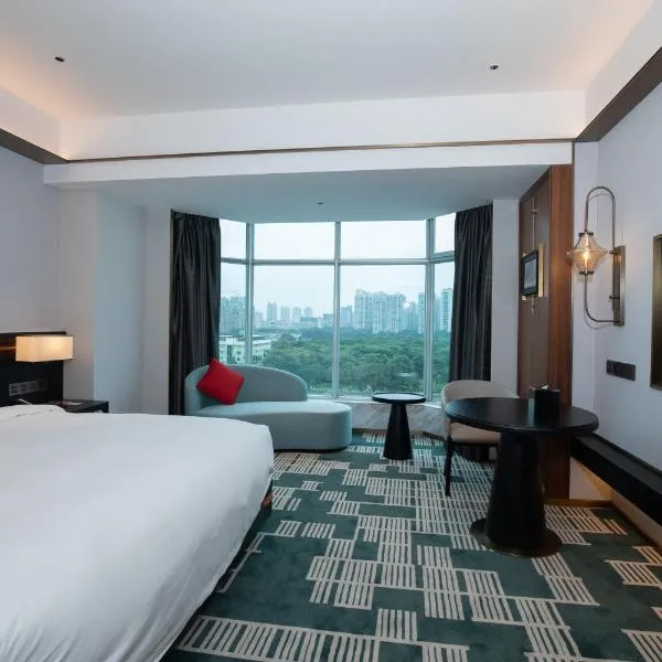 Ramada by Wyndham Pearl Guangzhou, hotel in Guangzhou