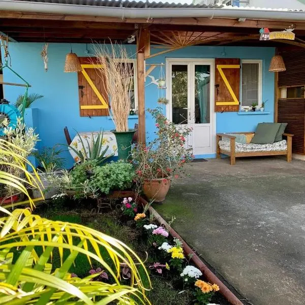 Maison charmante à Bras-Panon avec piscine et jardin, hotel in Bras-Panon