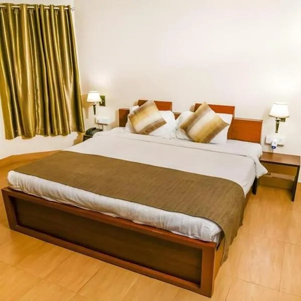 Hotel Shree Krishna Jungle Resort, hotel u gradu Khajurāho