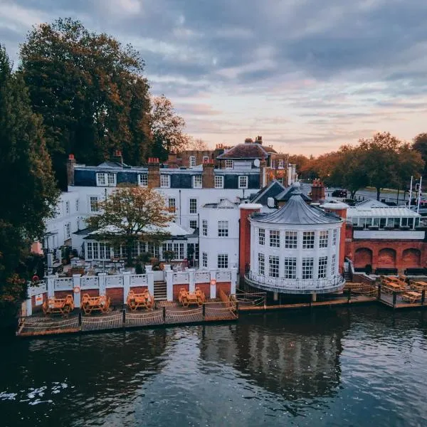 The Mitre, Hampton Court, hotel in Kingston upon Thames