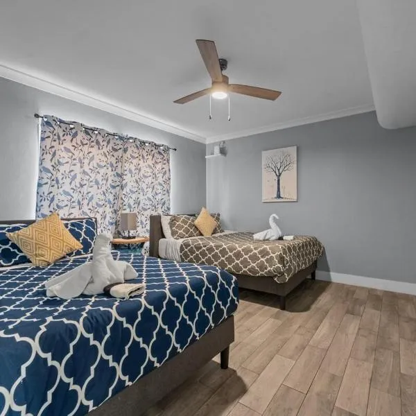 Stylish 2BR Saltwater Pool, ξενοδοχείο στο Χιούστον