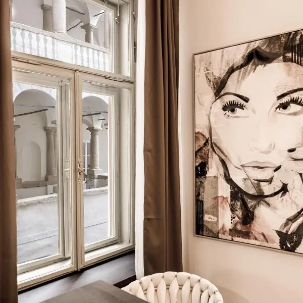 Aparthotel Lavilo Main Square, hotel ve uŠtýrském Hradci