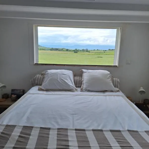 Duplex piscine calme, hôtel à Vendémian