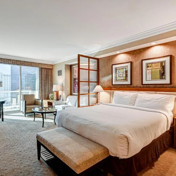 Sierra Studio at MGM Signature Tower 1 with Balcony Strip View 5 MIN WALK FROM F1 GRANDSTAND、ラスベガスのホテル