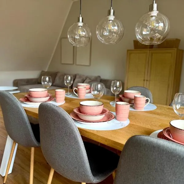 Moderne Ferienwohnung für Urlauber und Monteure, hotel in Lauenburg