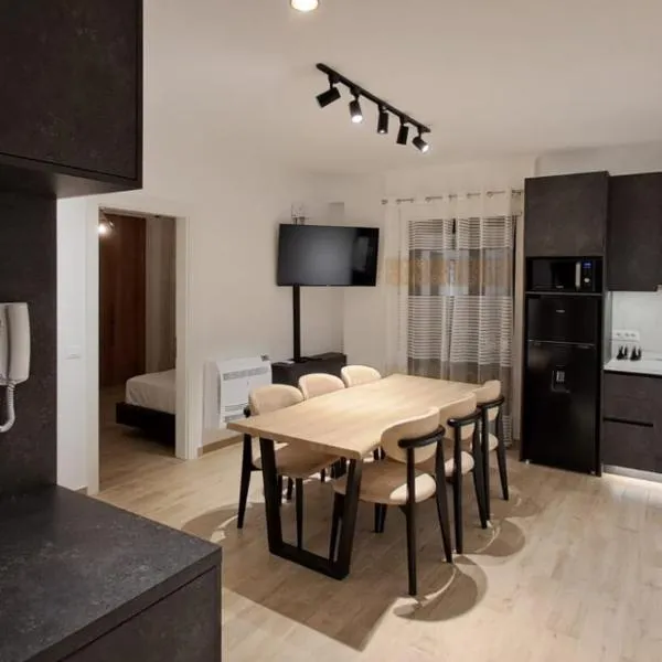 MarMeg Guesthouse，位于地拉那的酒店