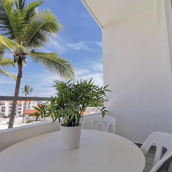 Good location on the beach, hotel v destinaci Punta Cana