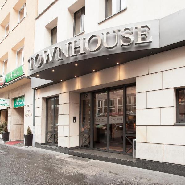 TOWNHOUSE Hotel