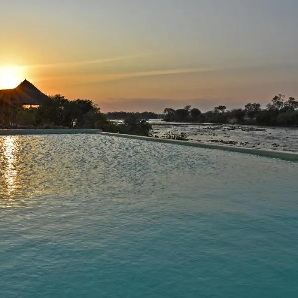 Kiboko River Camp, khách sạn ở Koito