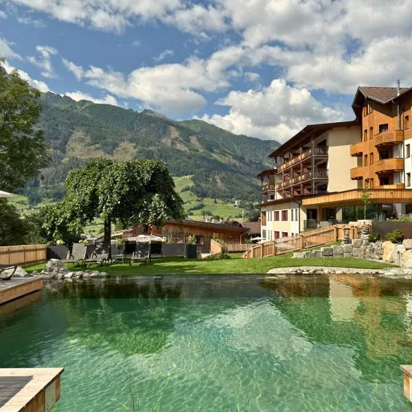 SPA & Naturhotel Outside，位于东蒂罗尔地区马特赖的酒店
