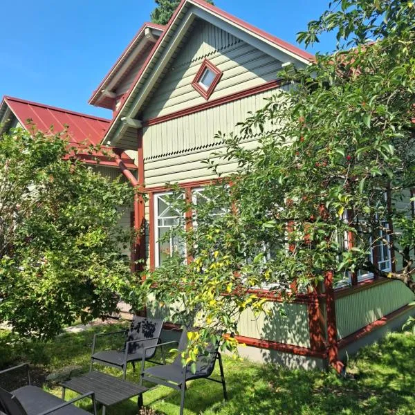 Villa Manna - Charming Flat in a Historic House, hotel di Tallinn