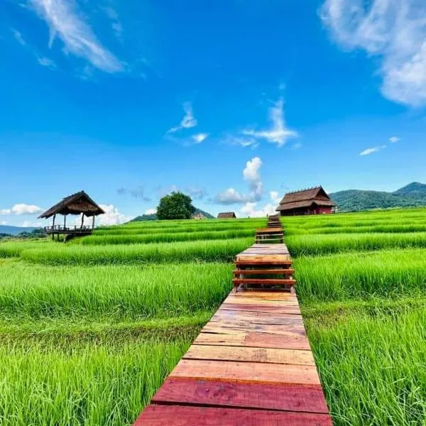 ເຂົ້າໜຽວຟາມສະເຕ-Kao Niaw Farmstay, hotel v destinaci Luang Prabang