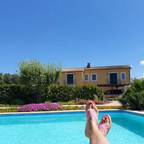 Casa Maichen Olbia, отель в городе Сан-Панталео