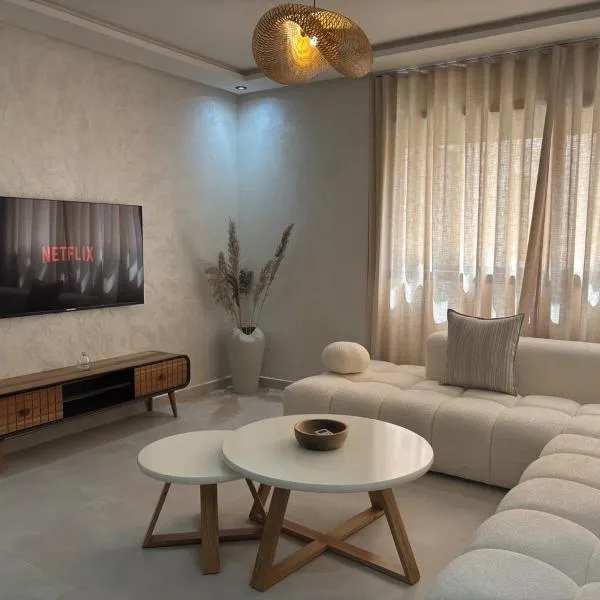 Majorelle Retreat - Luxury Studio, hotel in Marrakesh