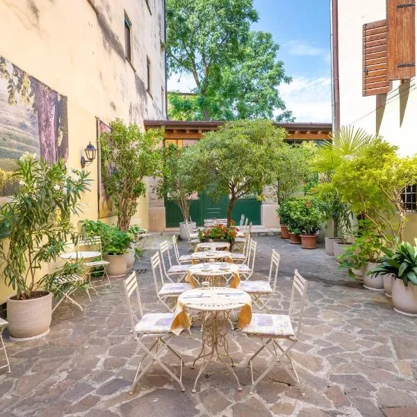 Boutique Hotel Scalzi - Adults Only，位于维罗纳的酒店
