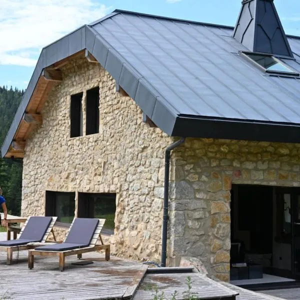 La loge de la Dolarde, hotel v destinaci Prémanon